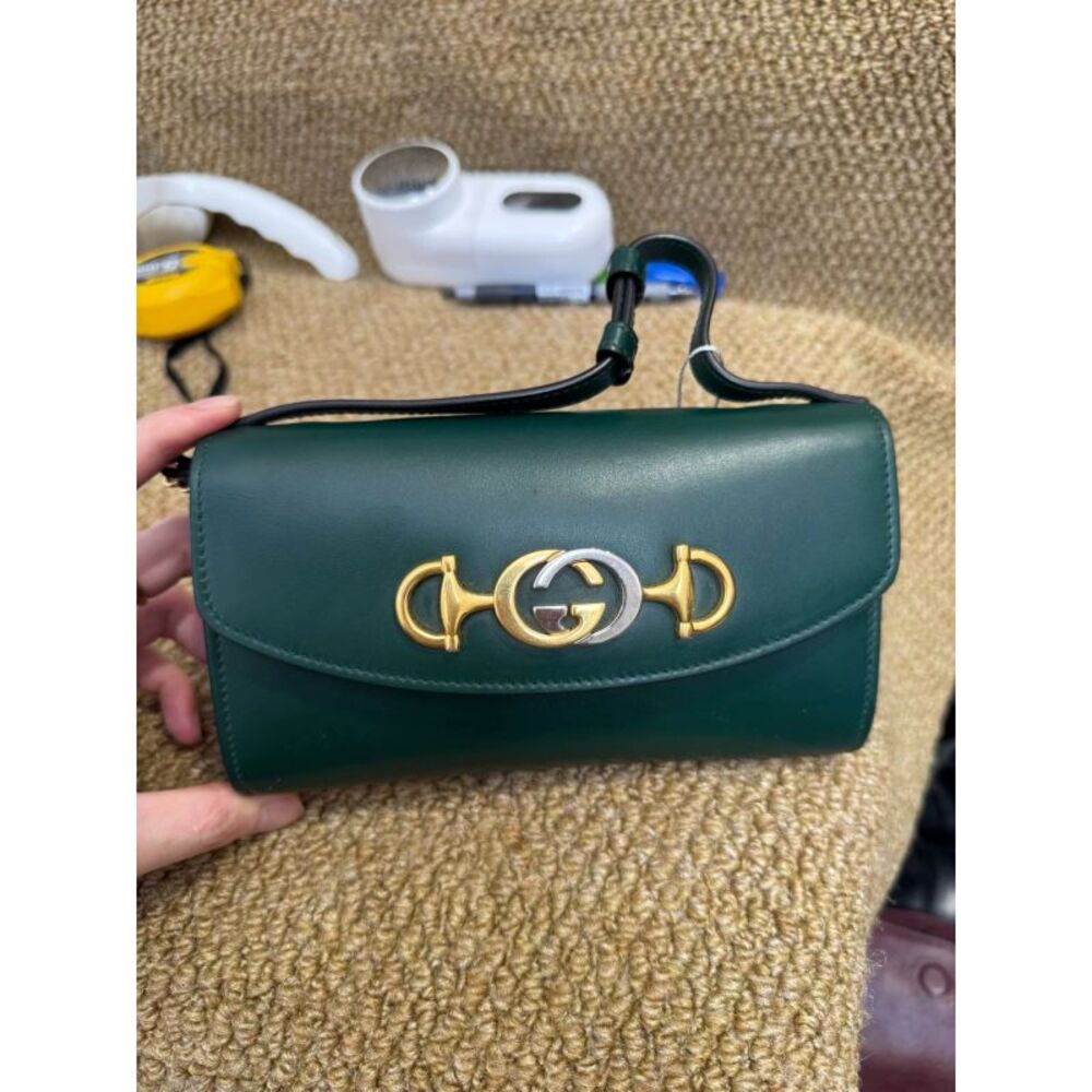 Gucci Women Pre-Loved Bag Very Good Condition